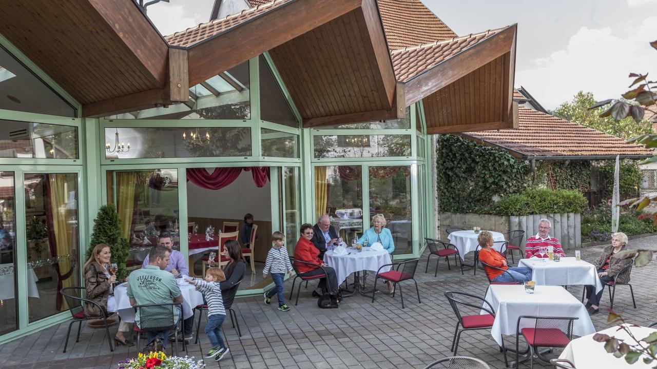 Hotel Lamm Ostfildern Exteriör bild