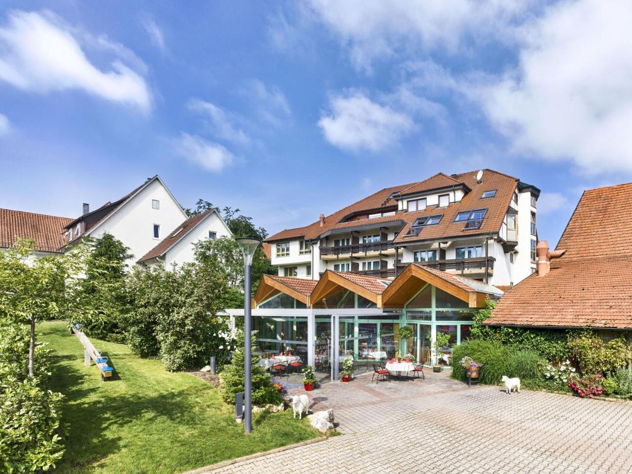 Hotel Lamm Ostfildern Exteriör bild